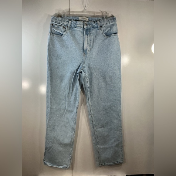 Abercrombie & Fitch Light Blue Straight Leg Jeans - Picture 2 of 5